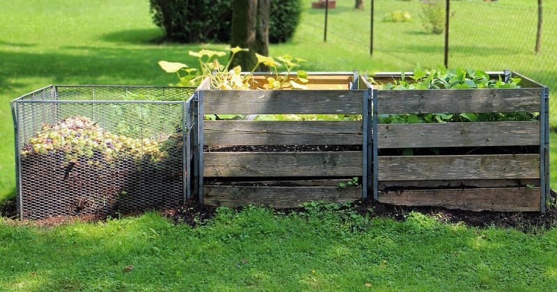 Fabriquer un composteur de jardin en palette : le guide pas à pas