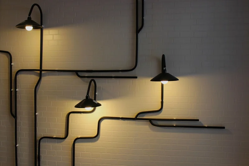 Les techniques de fixation murale qui tiennent vraiment